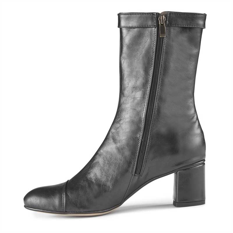 Amelie Leather Heeled Ankle Boots - Black